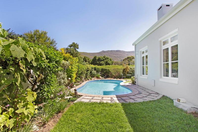 3 Bedroom Property for Sale in Steenberg Estate Western Cape